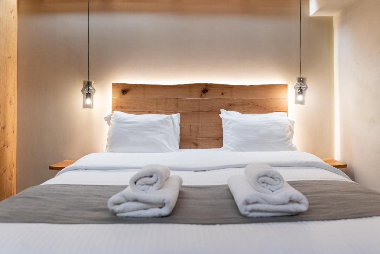 Theros By Agora Luxury Apartments In The Heart Of Heraklion Exterior foto