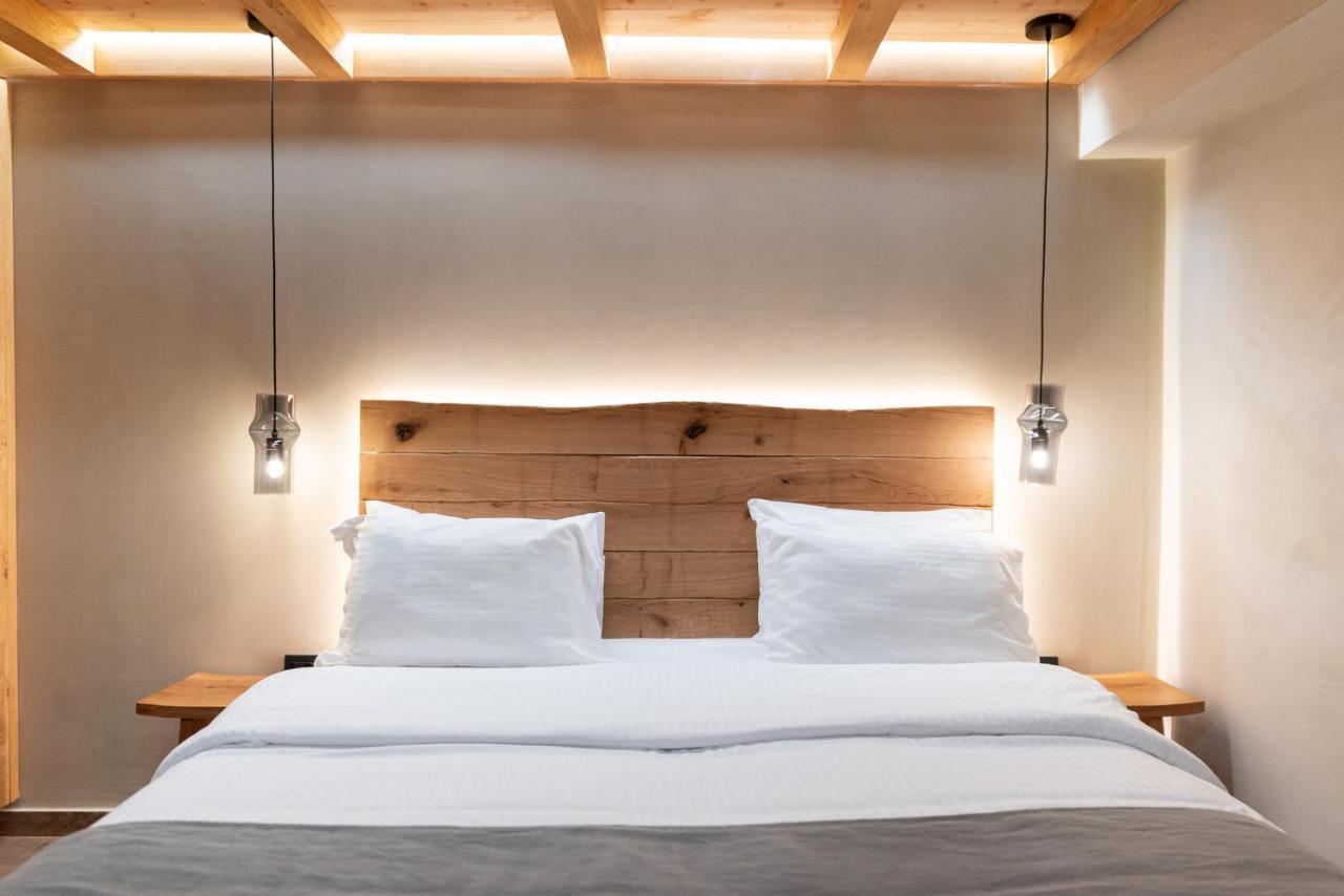 Theros By Agora Luxury Apartments In The Heart Of Heraklion Exterior foto